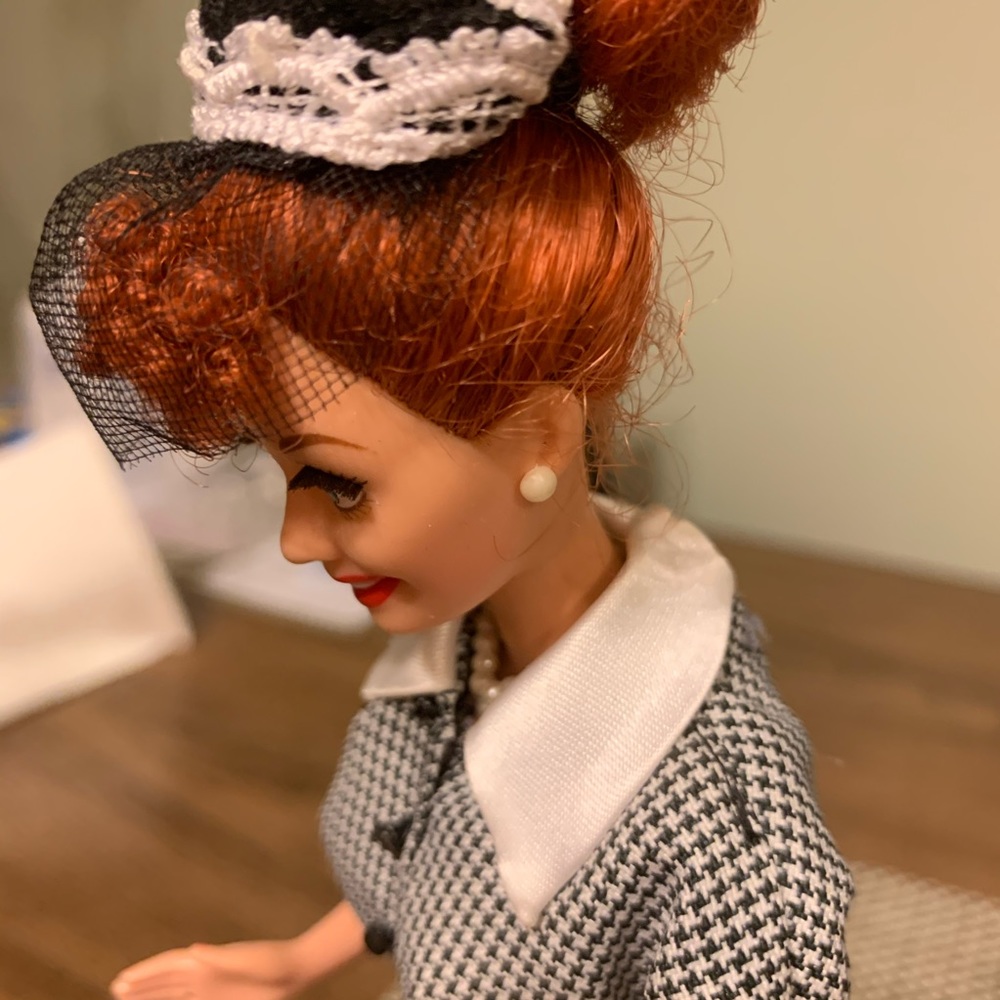 I Love 💕 Lucy Doll on a stand ! - Picture 8 of 8